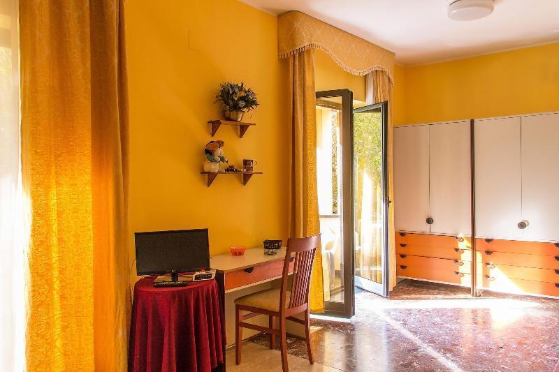 Hotel Le Arcate Praia a Mare Zewnętrze zdjęcie