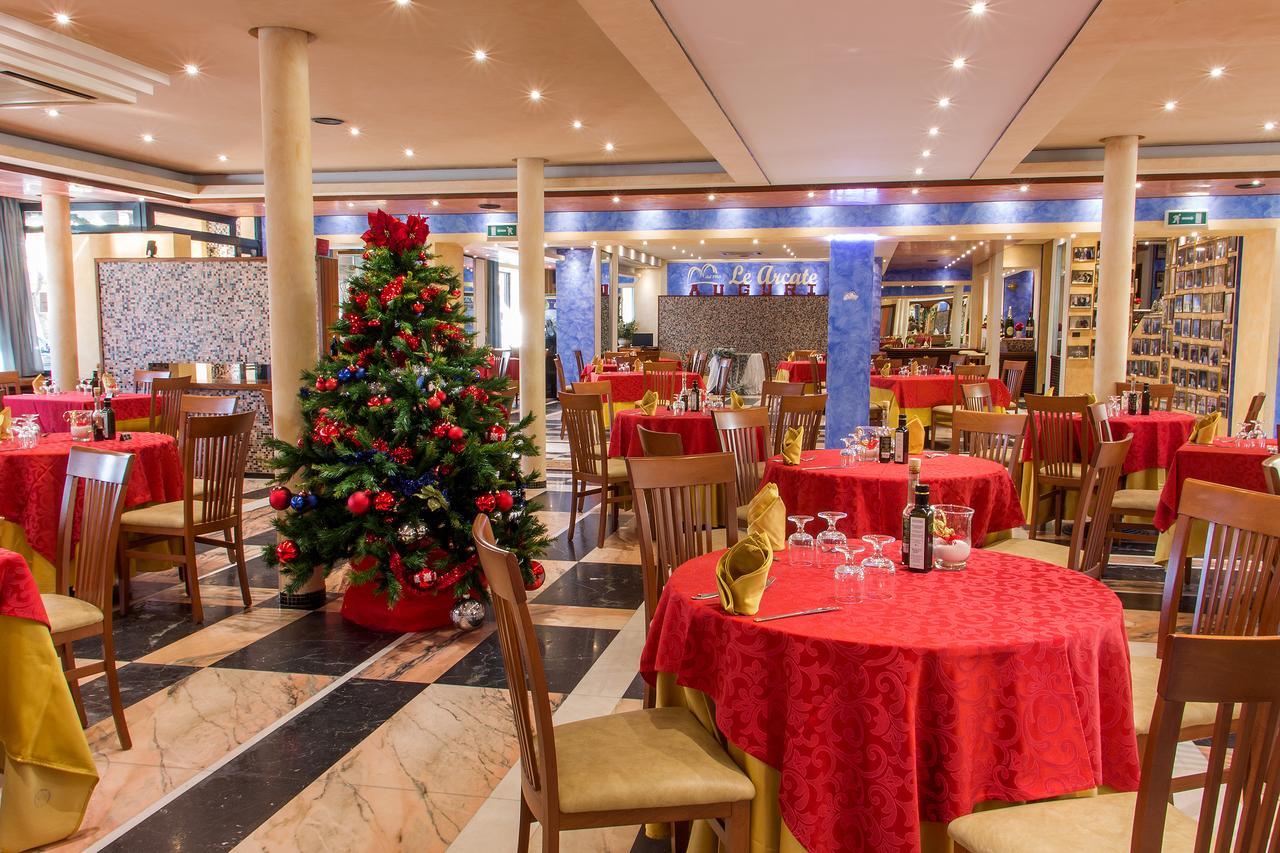 Hotel Le Arcate Praia a Mare Zewnętrze zdjęcie