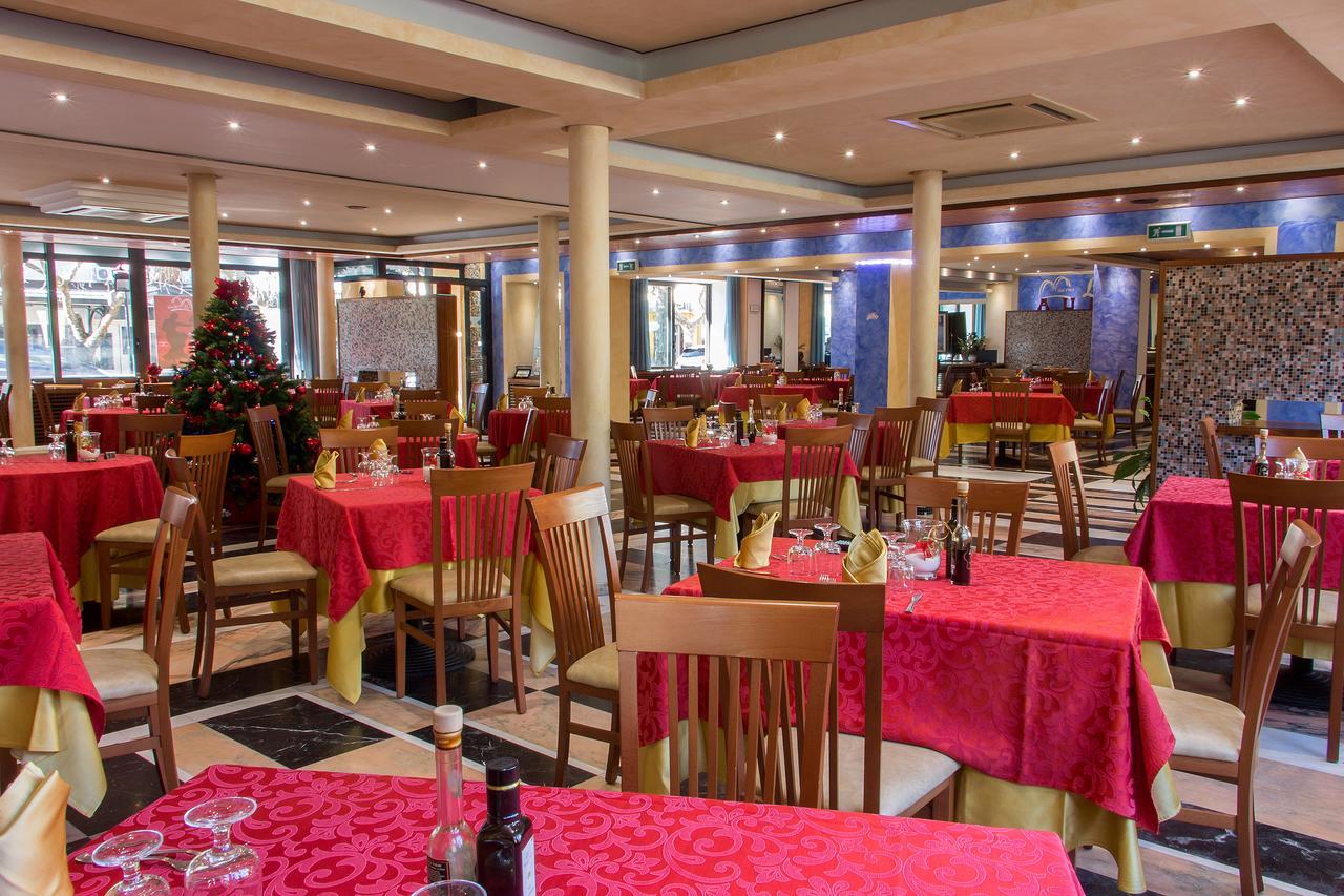 Hotel Le Arcate Praia a Mare Zewnętrze zdjęcie